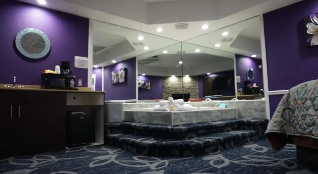 Люкс Deluxe Inn of the Dove Cherry Hill - Philadelphia