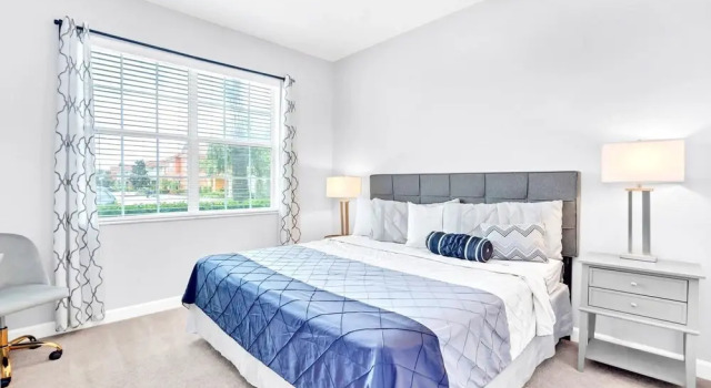 5BR Home w Netflix Private Pool - Near Disney