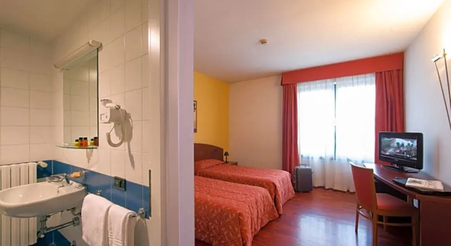 Номер Standard Hotel La Cascata