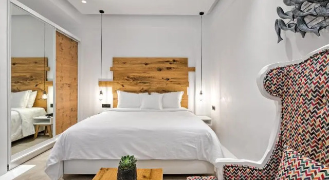 Полулюкс Portes Suites & Villas Mykonos