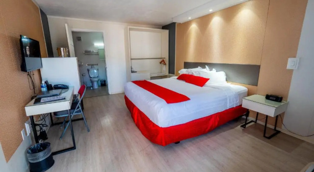 Номер Mobility Accessible Travelodge by Wyndham Orlando at Heart of International Drive