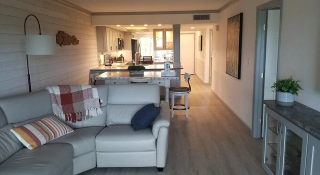 Land's End 202 Building 10 Beachfront / Fully Remodeled!!