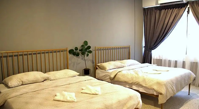 Crystal Guesthouse