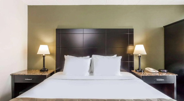 Двухместный номер Standard Ramada by Wyndham Newburgh/West Point