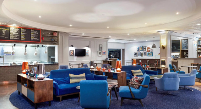 Hilton London Stansted Airport, Boek Hotel Hotels in Merseyside met maaltijden, Halfpension / Volpension