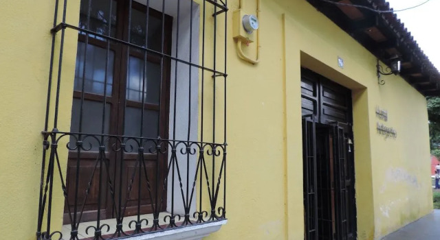 Hostal Antigüeño, Забронировать Хостел Недорогие отели Антигуа-Гватемалы, рядом с Смотровая площадка «Серро-де-ла-Крус», недорого