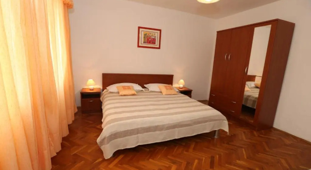 Apartment Vinka, Забронировать Апартаменты/квартира Башка остров Крк, рядом с Пляж Башка
