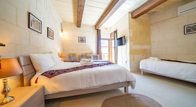Standard Dreier Zimmer Ta' Pinu B&B
