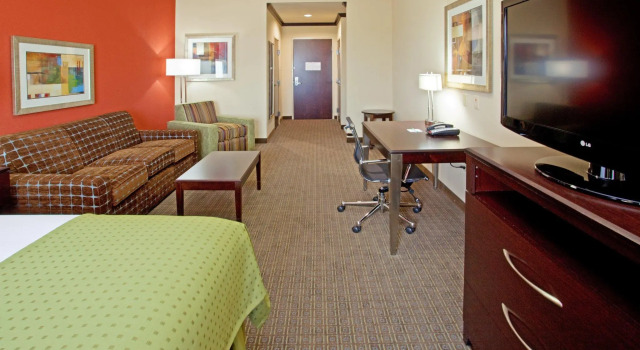 Четырёхместный номер Standard Holiday Inn Hou Energy Corridor Eldridge by IHG