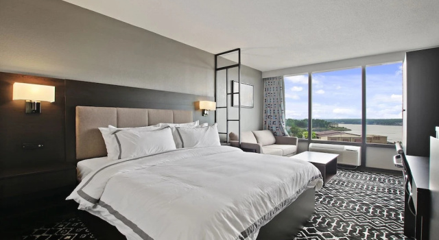 Двухместный номер Deluxe с видом на озеро The Resort at Lake of the Ozarks