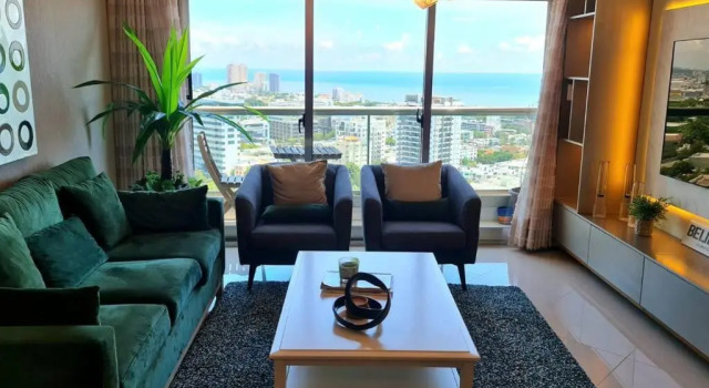 Апартаменты Lujoso apartamento, vista al mar, 2 hab.
