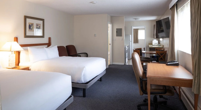 Люкс Robin Hood Inn and Suites