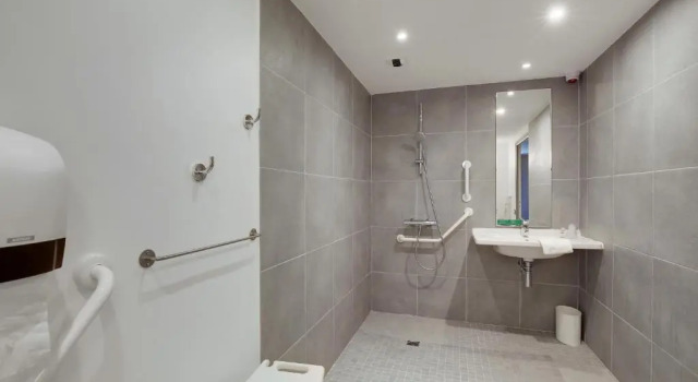 Двухместный номер Standard LOGIS Hôtel ARCADIA