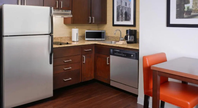 Двухместный люкс c 1 комнатой Residence Inn by Marriott San Antonio Airport/Alamo Heights