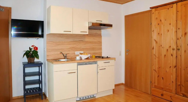 Апартаменты Sonnenblumenhof - Zimmer & Apartments