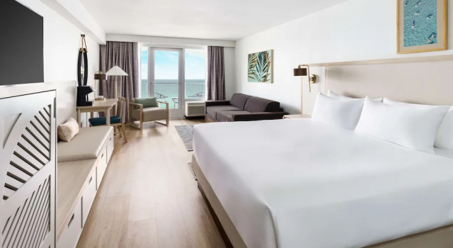 Двухместный номер Standard с балконом и с видом на залив Beal House Fort Walton Beach, Tapestry Collection By Hilton