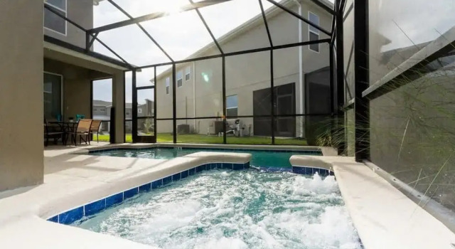 Коттедж Luxe 5BR Villa Pool Game Room Minutes to Disney