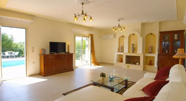 Villa Mandola Dazzling Views of Pine Trees Blue sea, Rezerwuj Willa Touliata Grecja