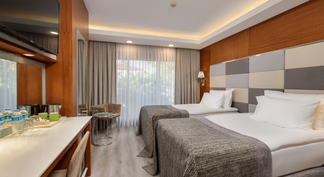 Limak Ambassadore Hotel