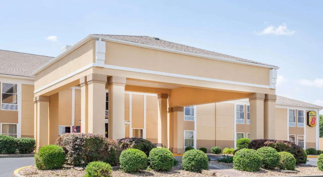 Двухместный номер Standard Super 8 by Wyndham Evansville North