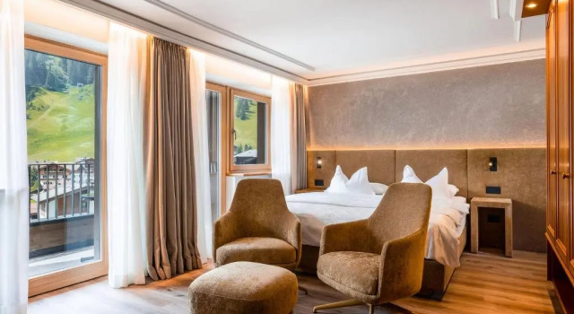 Hotel Sun Valley, Забронировать Отель Бизнес-отели Сельва-ди-Валь-Гардена, рядом с Кресельный подъёмник Фунджейя (нижняя станция), 4* 5*