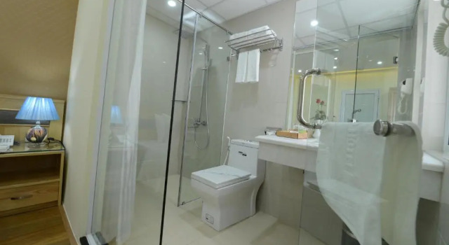 Двухместный номер Deluxe Blue Hanoi Inn Hotel