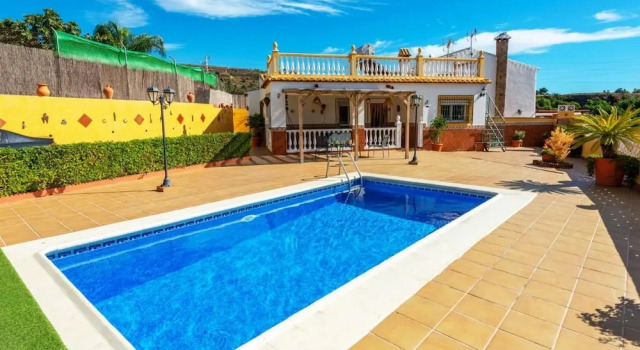 Villa Maria Gomez, Book Villa Hoteller i Costa del Sol med pool, Swimmingpool