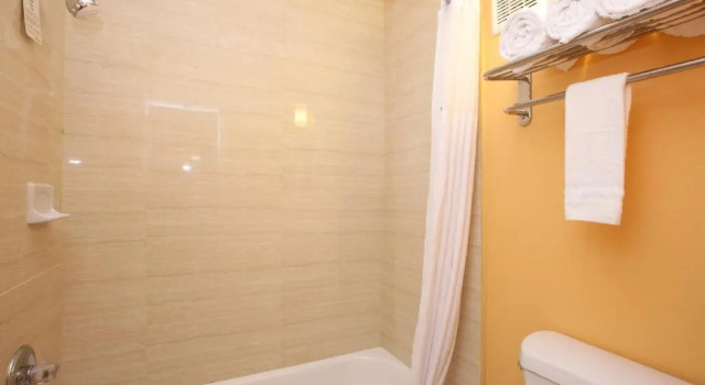 Одноместный номер Standard BLUE SKY INN Glens Falls-Saratoga-Lake George