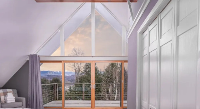 Classic Stowe Ski 3 Bedroom Chalet by RedAwning