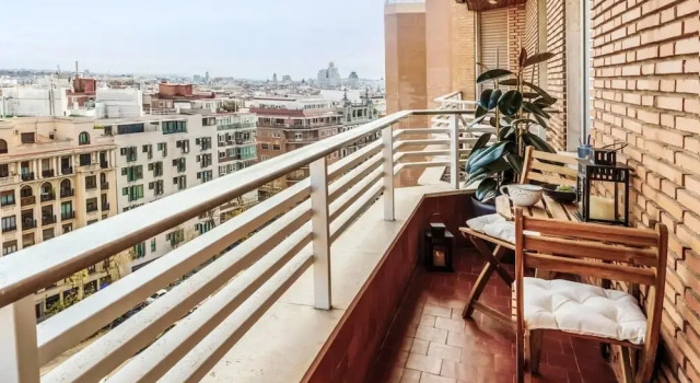 Triana - 1 Bedroom Apartment in Trafalgar, Забронировать Апартаменты/квартира Мадрид Провинция Мадрид, рядом с Церковь Св. Терезы и Св. Иосифа