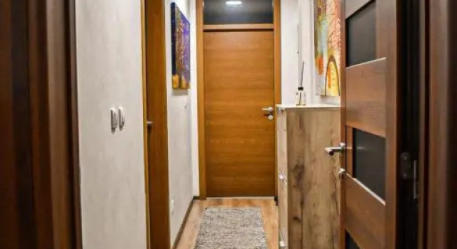 Avio Apartments, Buchen Sie Ferienwohnung Novi Pazar Zentralserbien
