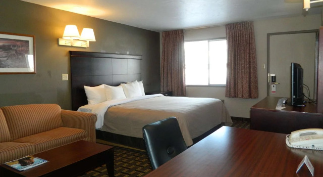 Travelodge by Wyndham Evanston, Забронировать Отель Эванстон Вайоминг