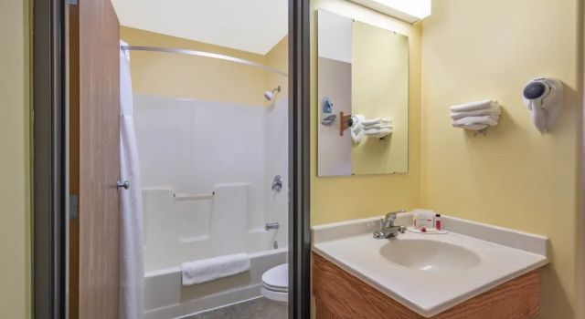 Двухместный номер Standard Four Seasons Inn