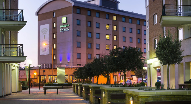 Holiday Inn Express London Wandsworth by IHG