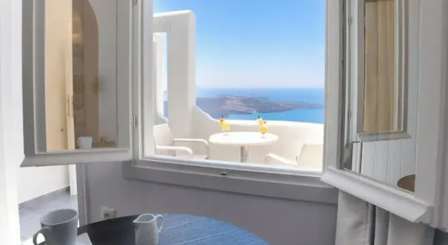 Полулюкс с видом на море Remvi Suites