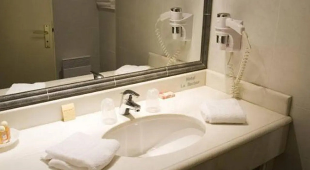 Двухместный номер Standard с балконом Hôtel Le Rocher