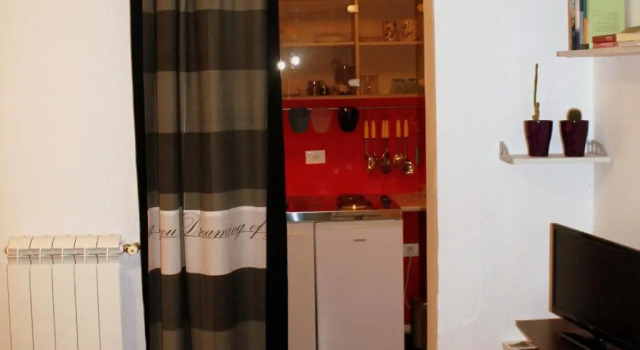 Студия Apartment Studio Fuart