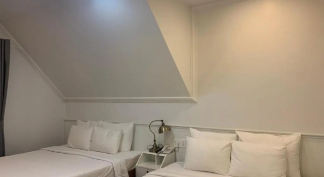 Четырёхместный номер Deluxe Le Soleil Boutique Hotel
