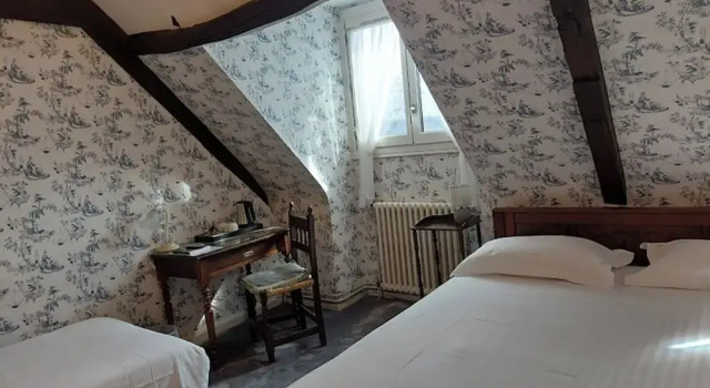 Двухместный номер Standard с балконом Logis Hôtel Beau Site