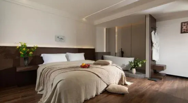 Nine Phoenix Garden Oxygen Guesthouse (Shangri-La Dukezong Ancient Town Store)