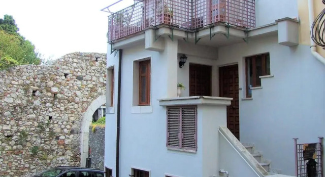 La Petite Maison