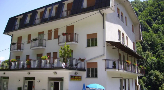 Albergo Regina, Забронировать Отель Отели Пьемонта с завтраком, Завтраки