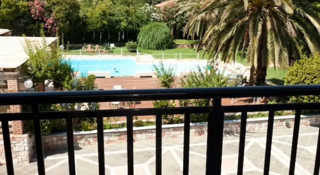 Семейный номер Standard с балконом Olympic Village Hotel & SPA