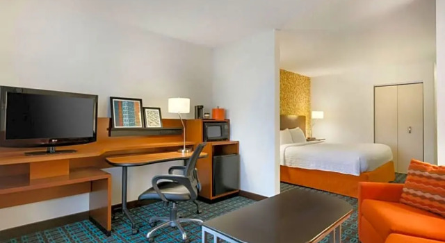 Студия Fairfield Inn & Suites by Marriott Smithfield