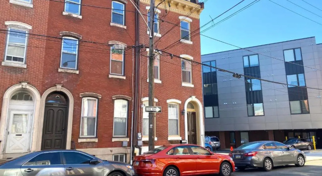 AF Stays - Philadelphia 1224 Mt Vernon St, Забронировать Отель Филадельфия Philadelphia Metropolitan Area, рядом с Риттенхаус-Роу