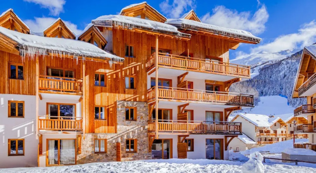 L'Ecrin des Orres, Забронировать Отель Лез-Ор Hautes-Alpes, рядом с Горнолыжный подъемник Риу Сек