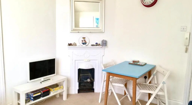 Апартаменты Lyme Regis renovated period seaside flat