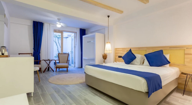 Номер Comfort с балконом и с видом на сад Baldan Suites
