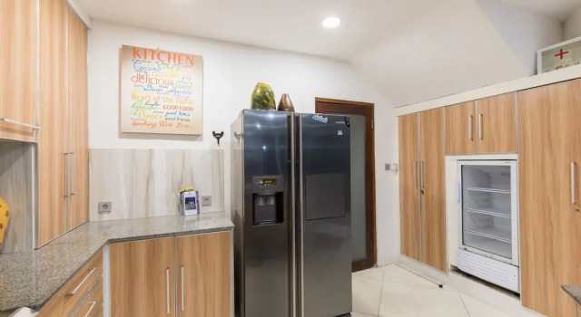 Вилла Deluxe с 5 комнатами Elina Villas Seminyak