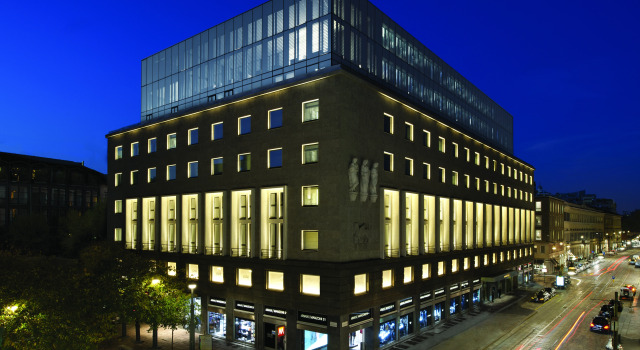 Отель Armani Hotel Milano